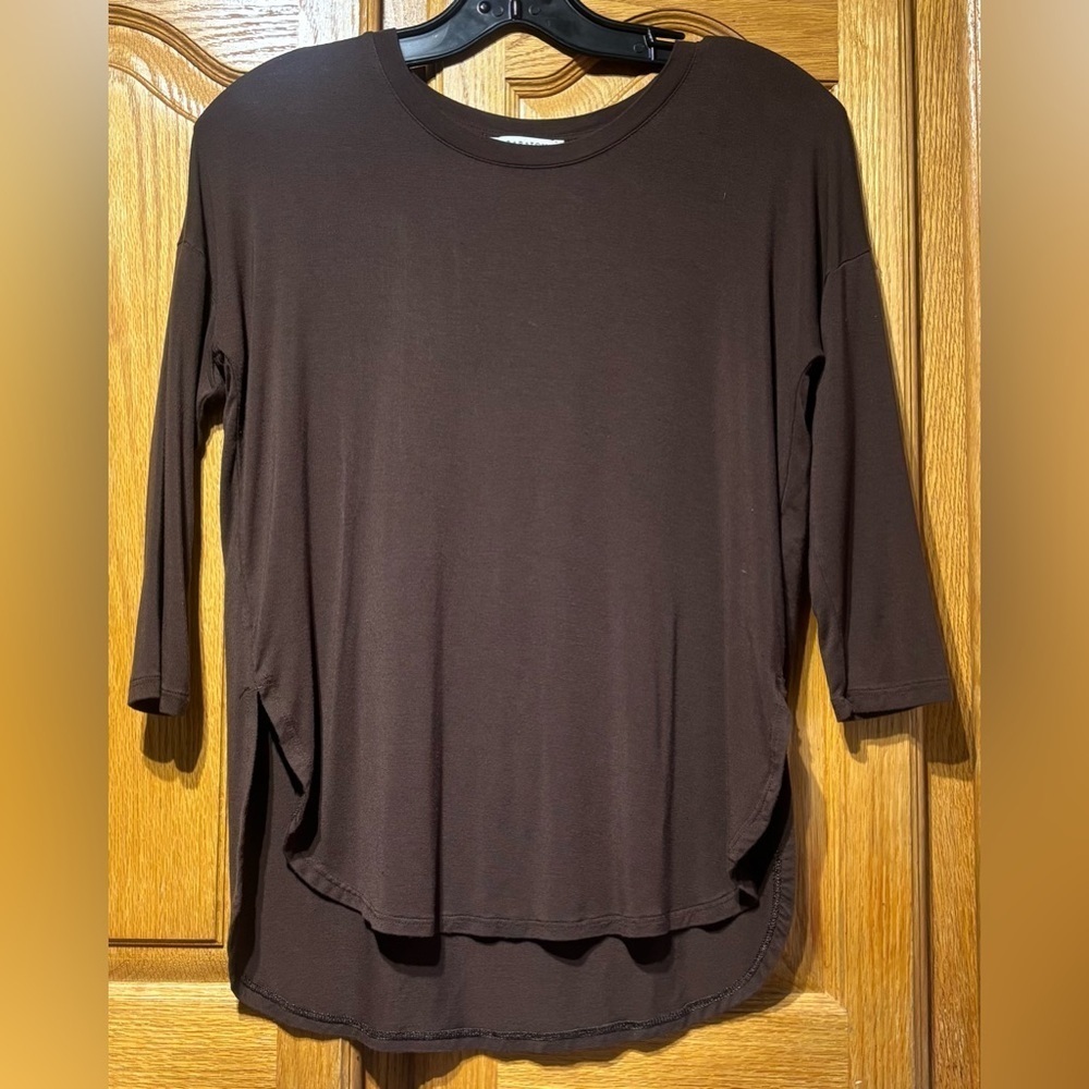 Aritzia Babaton Chocolate Brown Norris 3/4 Sleeve T-Shirt Top 2XS EUC